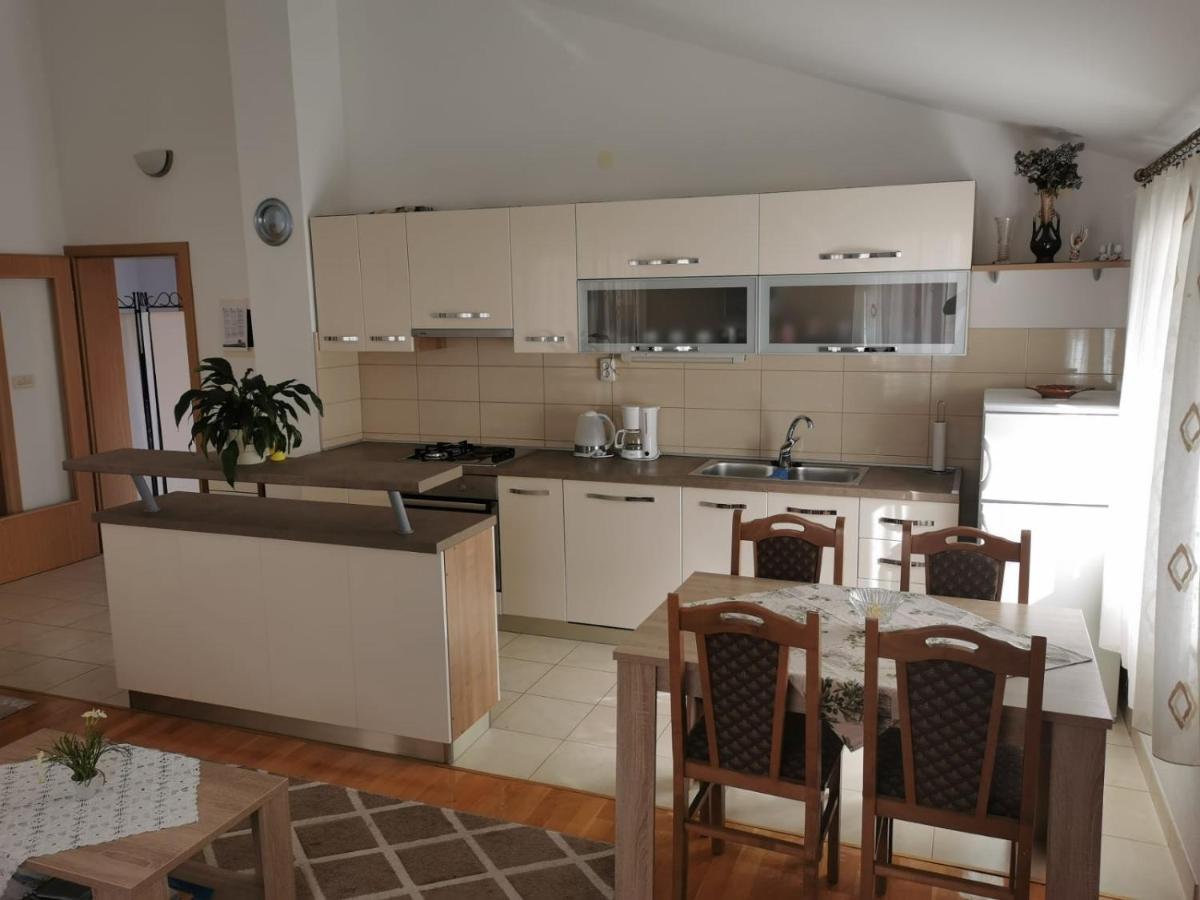 Apartman Zora Podstrana