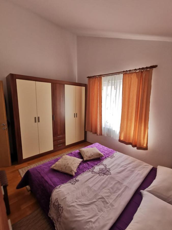 Apartment Apartman Zora Podstrana